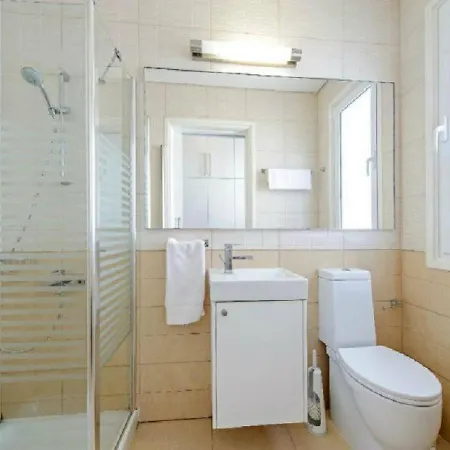 빌라 How To Rent Your Own Beachfront Villa, 1462